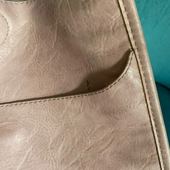 𝅺large Vegan Leather Messenger cross body Bag with strap